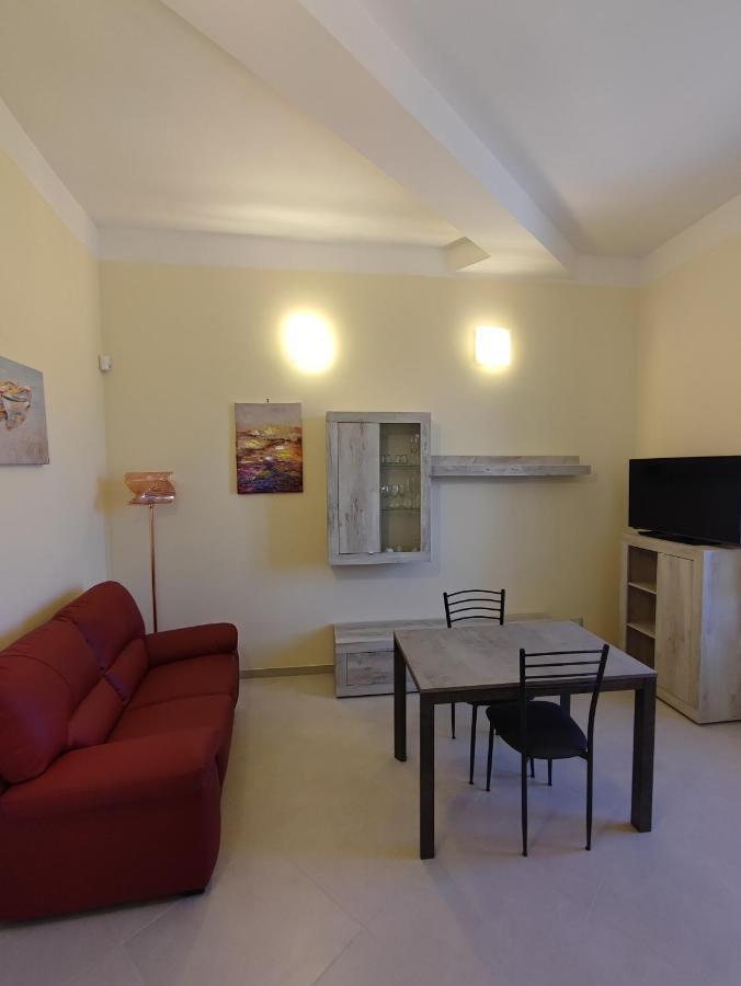 In Centro Rooms And Apartments Isola di Liri Exterior photo