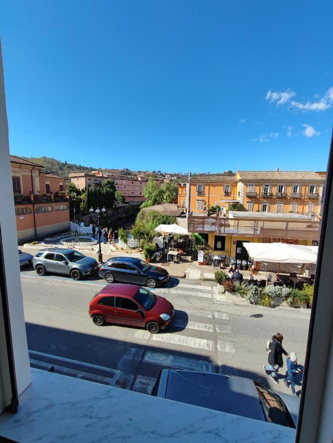 In Centro Rooms And Apartments Isola di Liri Exterior photo