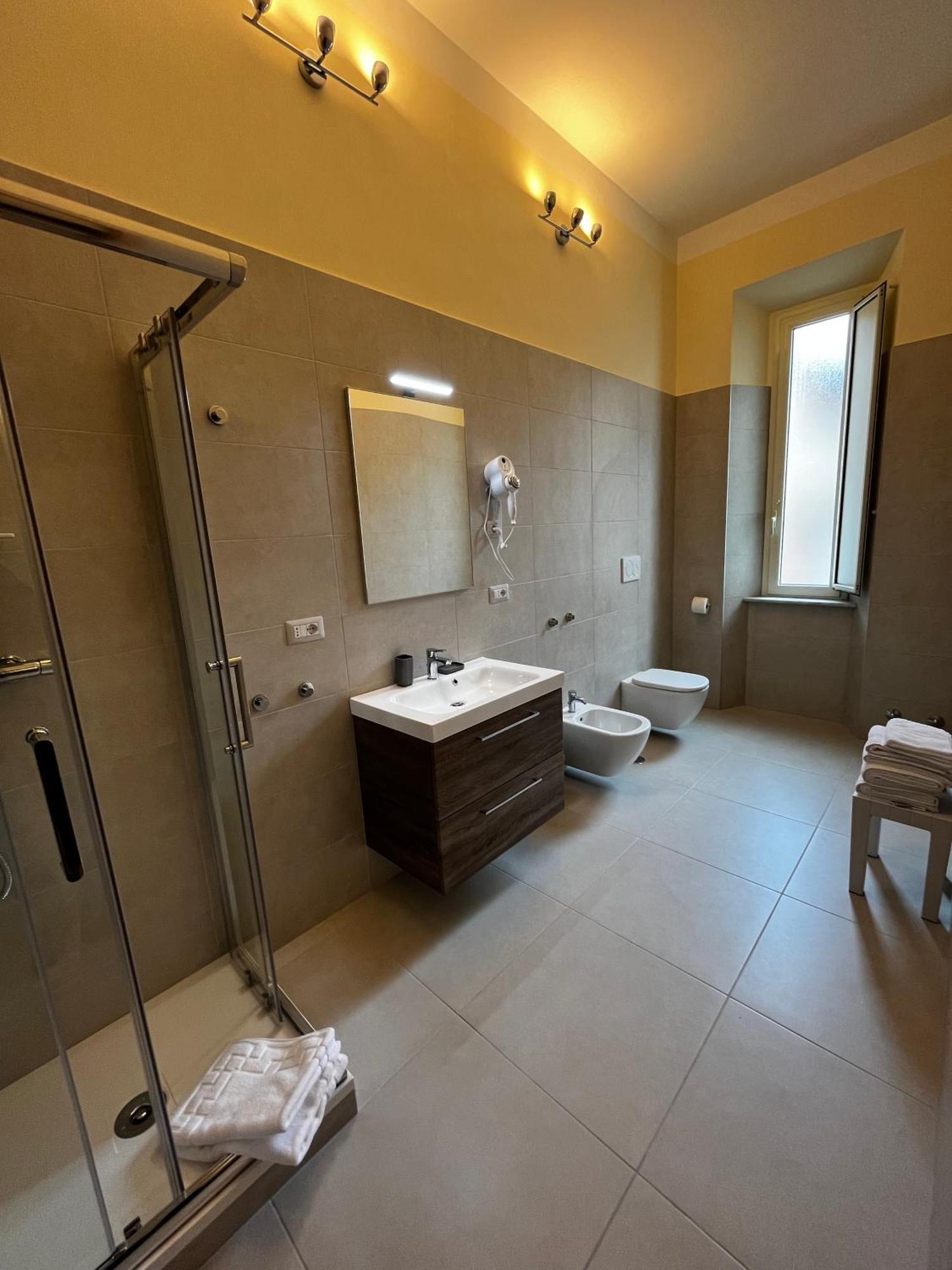 In Centro Rooms And Apartments Isola di Liri Exterior photo